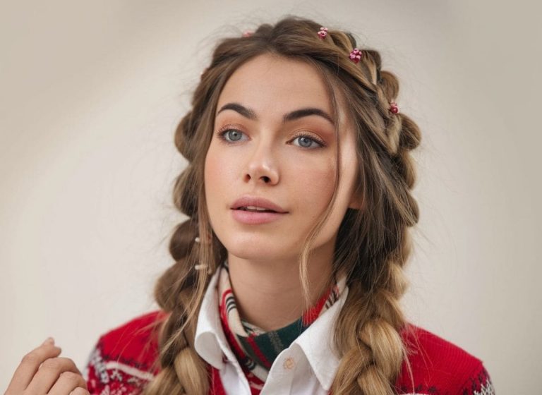 15 Stunning Christmas Hairstyles For Long Hair To Wow This Holiday Season